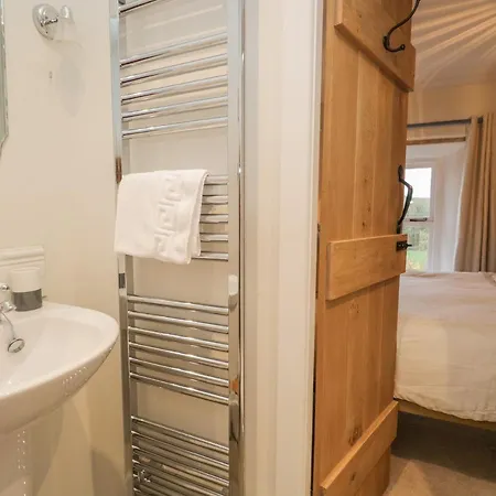 1 Sunny Point קנדל