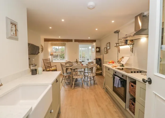 1 Sunny Point * Kendal