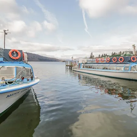 1 Sunny Point * Κένταλ